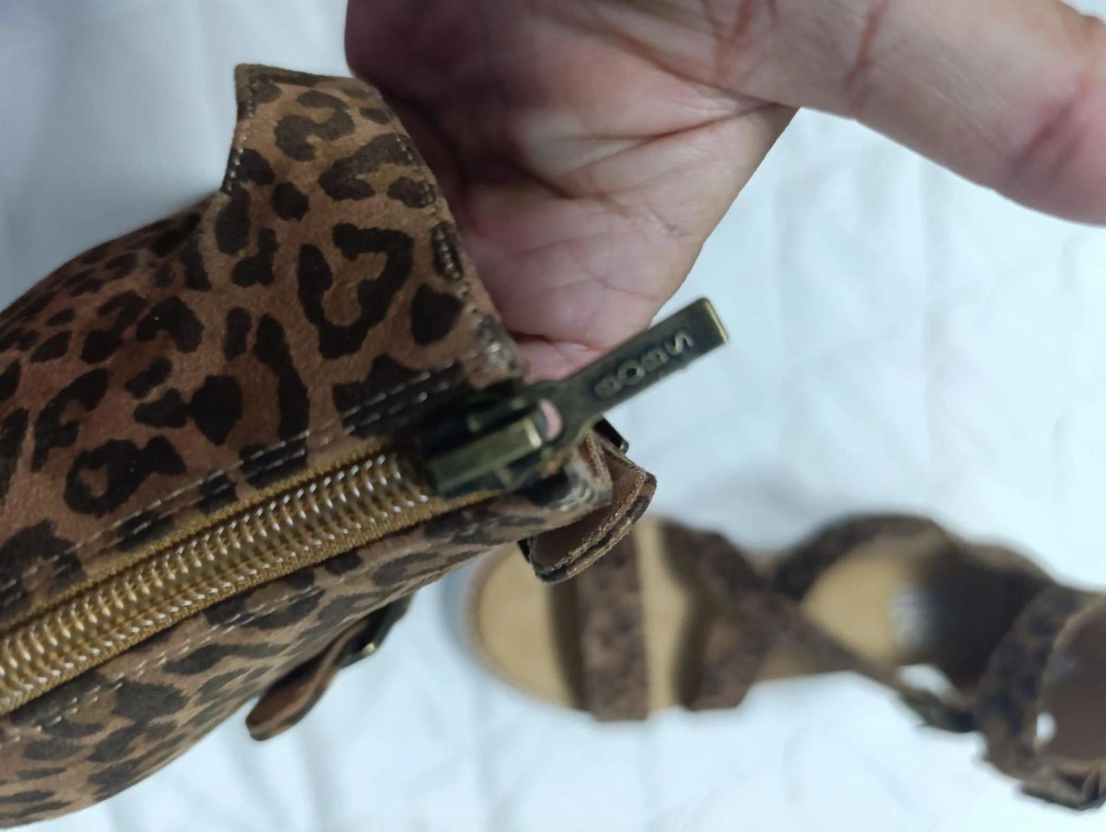 Sandálias Skechers Bob animalprint tamanho 38 – photo 5
